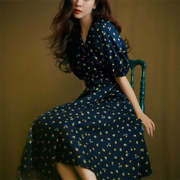 Song Yanfei's same dress - waist-cinching, V-neck, wrapping, French long skirt, elasticated waist, tie temperament, sweet floral skirt